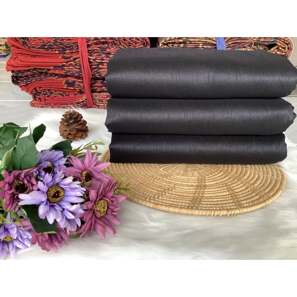 🖤ผ้าเปลือกไหมสีดำ ผ้าตัดชุดพระราชพิธี ทอ4เส้น3ตะกรอ🖤