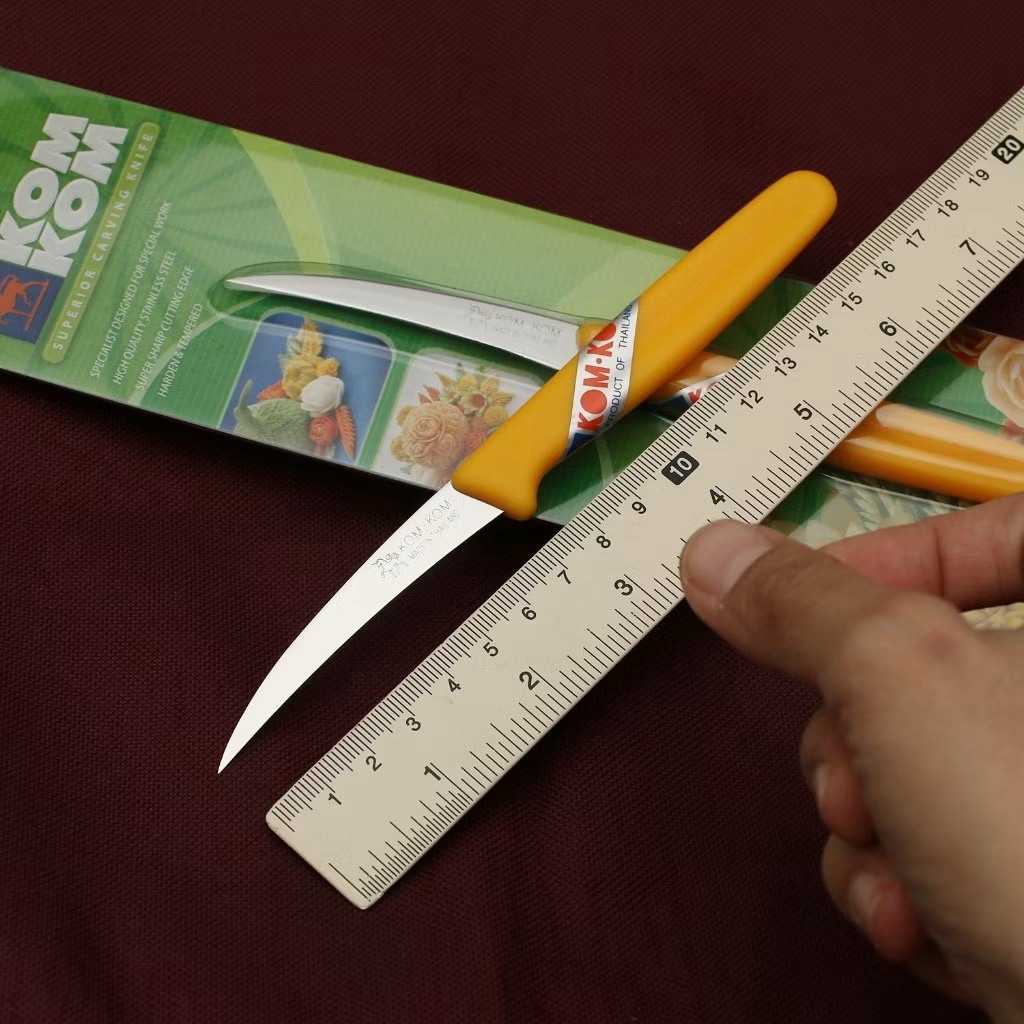 KOM-KOM คมคม รุ่น 001B มีด แกะสลัก คว้าน เมล็ด ด้ามพลาสติกสีเหลือง 3 นิ้ว