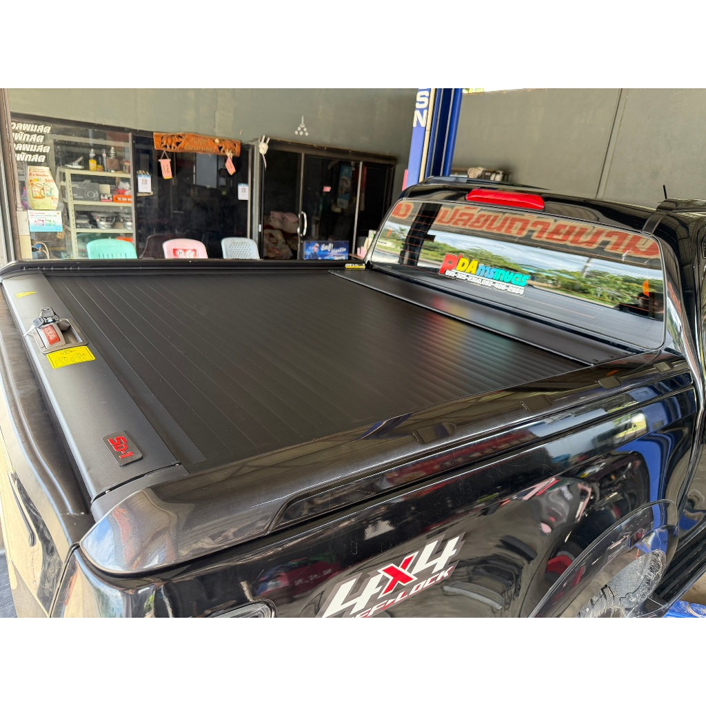 Roller Lid แบรนด์ SD1 ฝาปิดกระบะสไลด์ ฝาครอบกระบะ ฝาปิดกระบะท้าย (พรี ชุดล็อคฝาท้ายกระบะ)