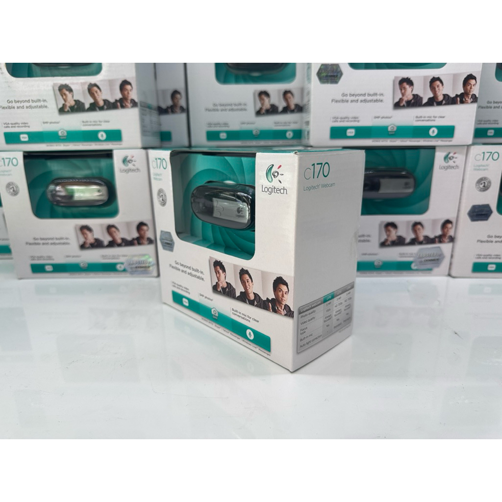 Logitech C170 Webcam ของแท้ 720p เว็บแคม Plug-and-play video call มี ไมค์ ภาพชัด ในตัวของใหม่ ประกัน 1 เดือน