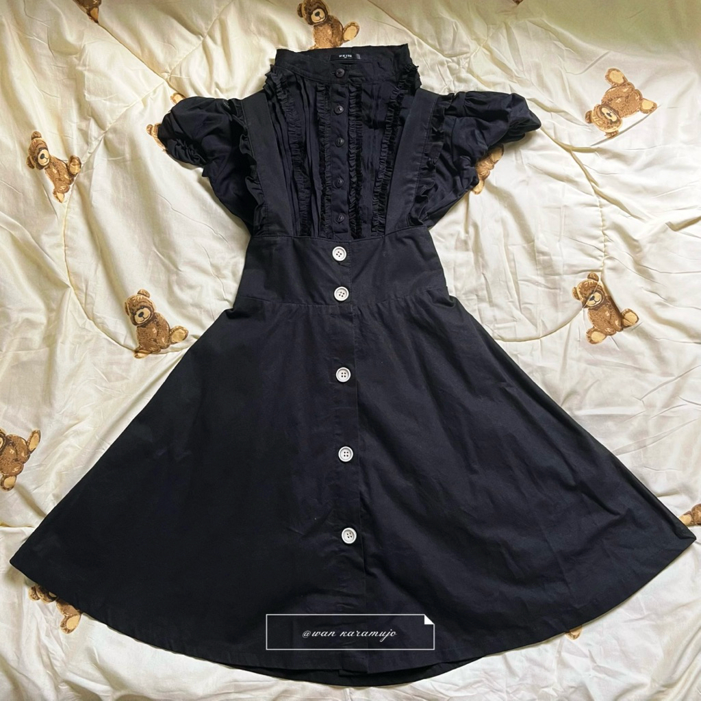 Set เอี๊ยมเกาหลี + เสื้อ 𓈒 Dark coquette