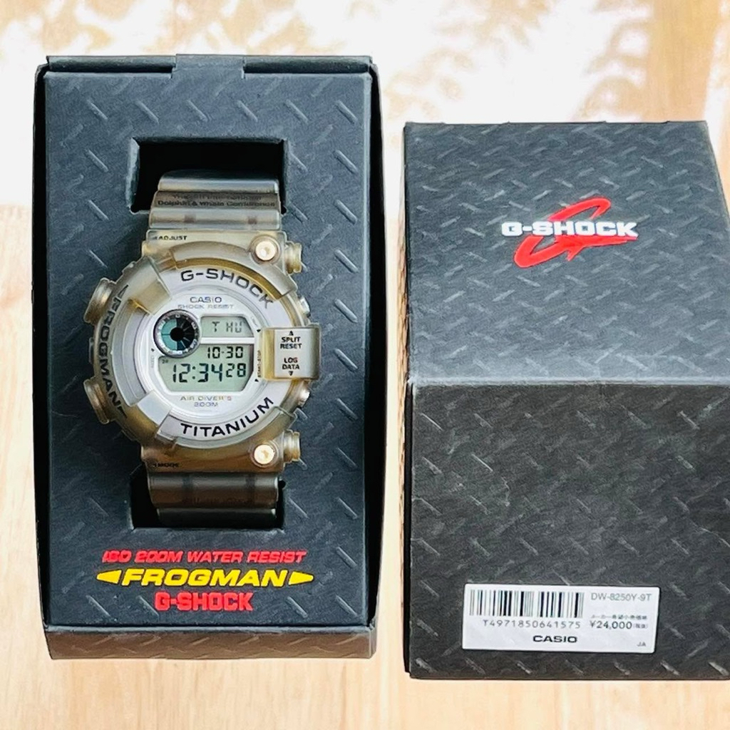 G-SHOCK DW-8200  FROG MAN