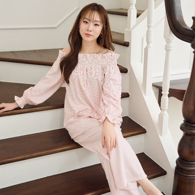 SHUUXME Tulip set (เซตเสื้อและกางเกง)