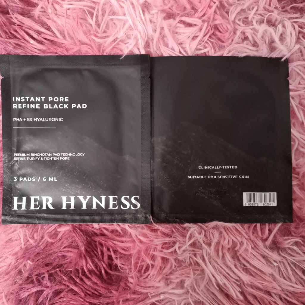 HER HYNESS Instant Pore Refine Black Pad หรือโทนเนอร์แพดดำ สำหรับผิวผสมและผิวมันขนาด6mlมี3แผ่นในซอง