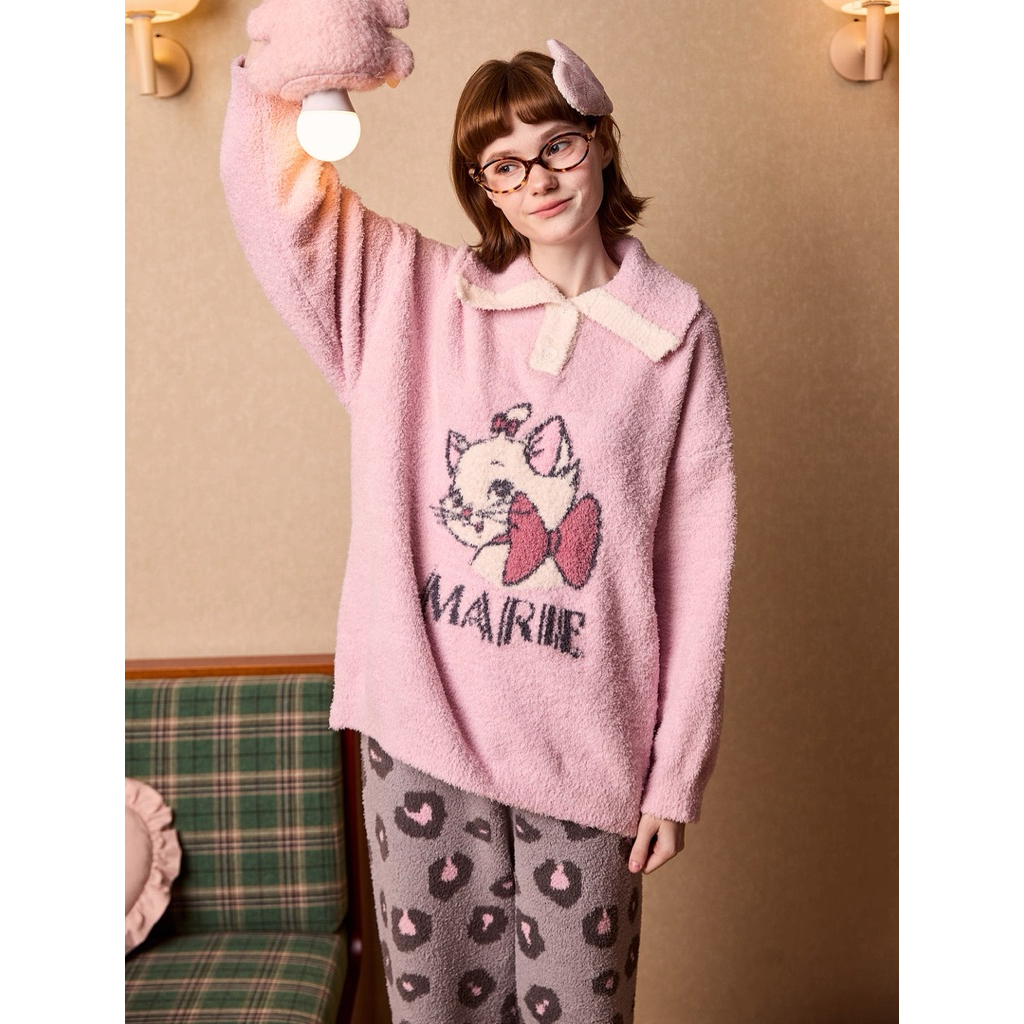 (Pre-order) GUKOO × Marie Disney Fluffy Pajama Set Pink Cozy Cat ชุดนอนขนฟูดิสนีย์ลายมารีแมวชมพู GUK