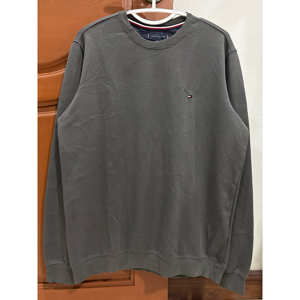 สเวตเตอร์ เสื้อกันหนาว แบรนด์ Tommy Hilfiger (มือสอง)