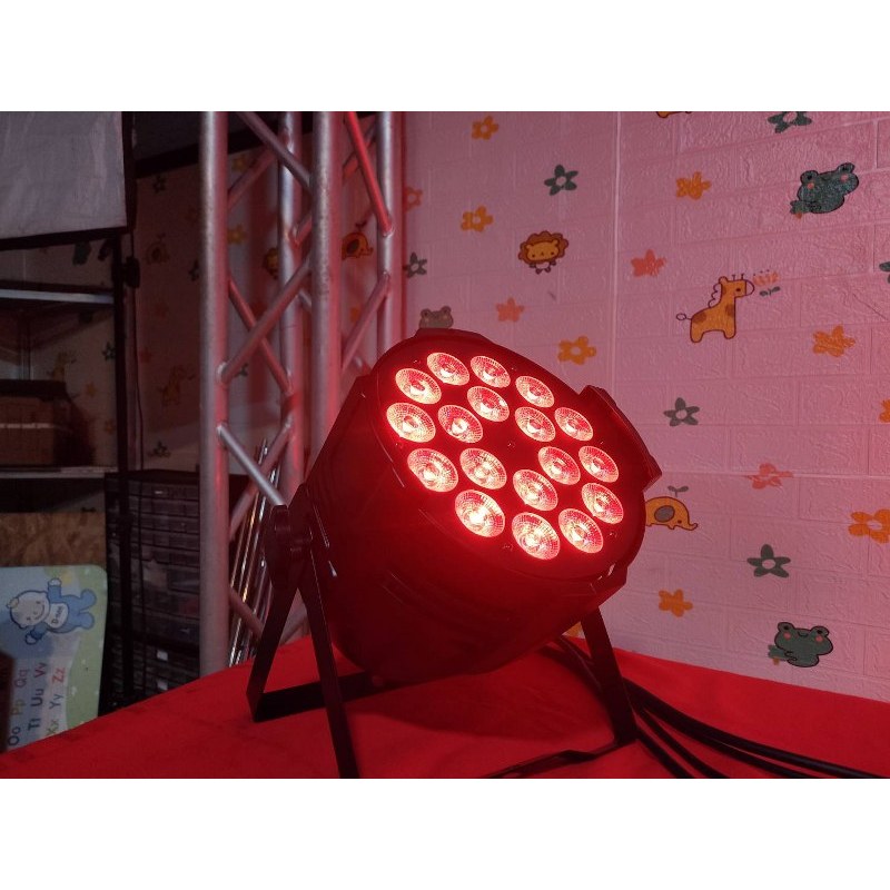 ลด75.-ใส่โค้ดINC8SM3-ไฟพาร์ 18 หลอด 6in1 RGBW+WW+UV