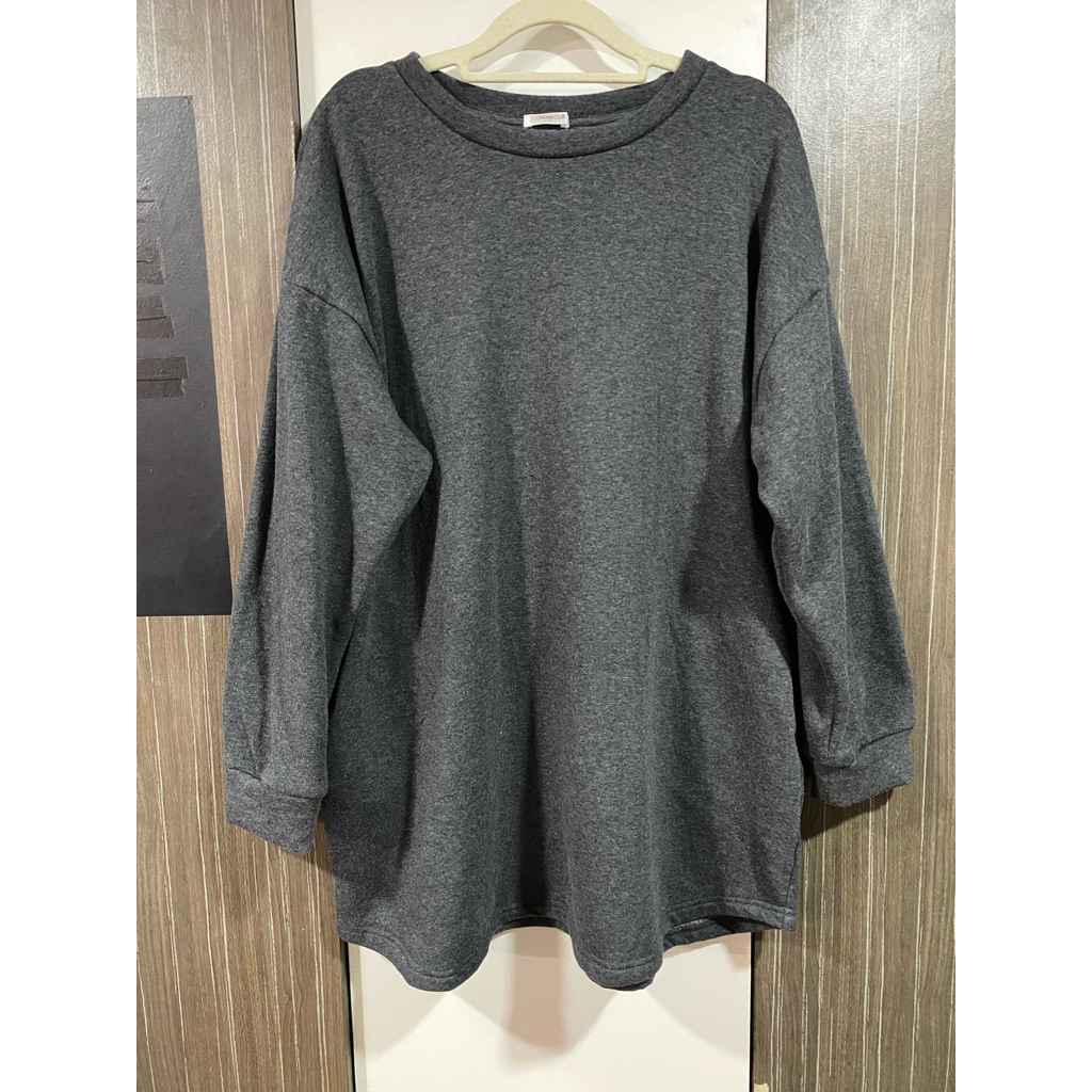 T4.มินิเดรสสเวตเตอร์ แบรนด์ CINEMA CLUB มีกระเป๋า 2 ข้าง ใส่กันหนาว ด้านในบุขนฟลีชนิ่มๆ งานน่ารัก มื