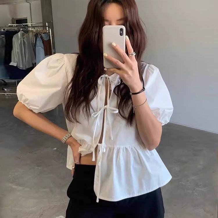 🧡LINNA🧡จัดส่งภายใน 24 ชั่วโมง🚀สไตล์ใหม่ ปลอกคอสแควร์ สีทึบ แขนสั้น เสื้อเชิ้ต สไตล์แฟชั่น