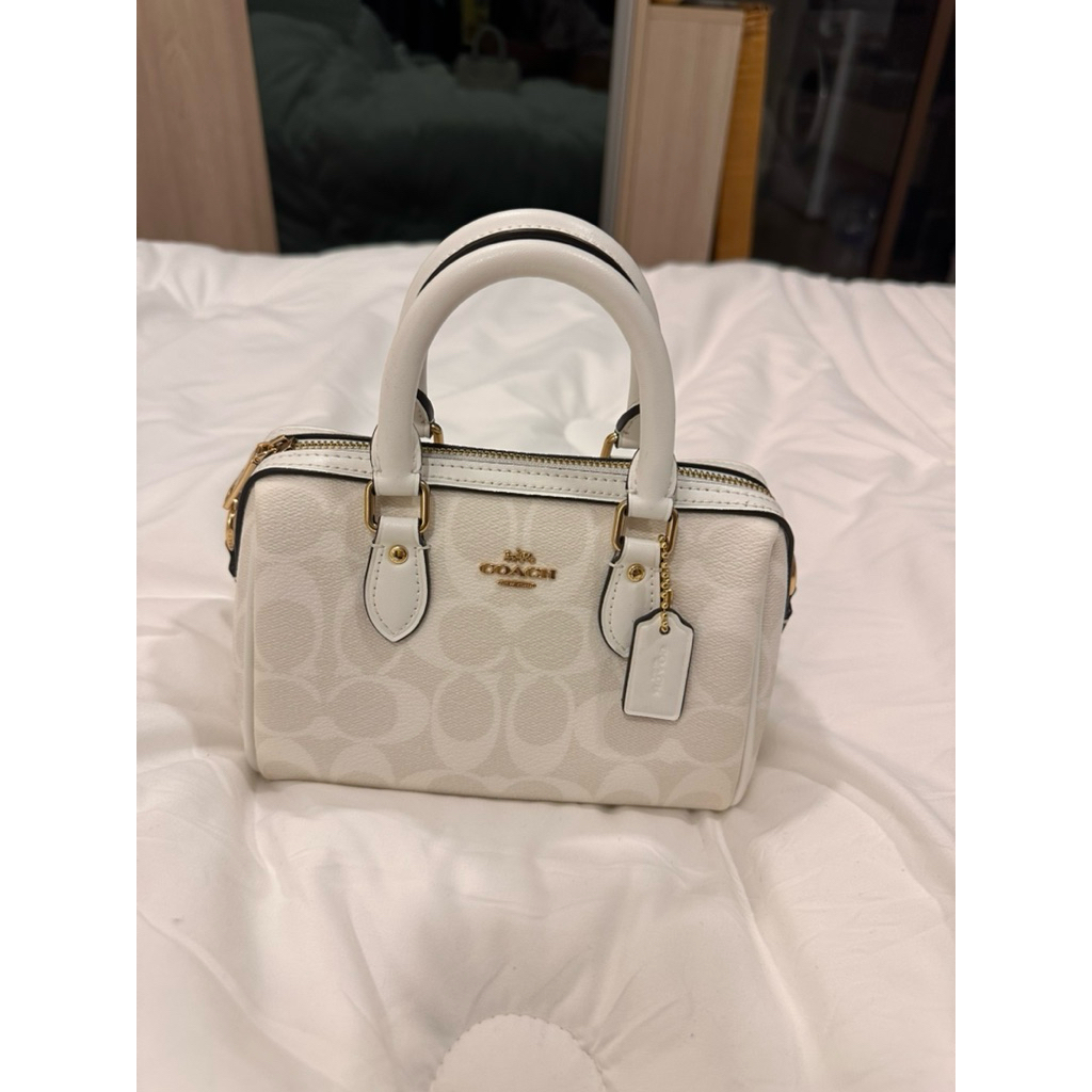 Mini Rowan Crossbody Bag ส่งต่อ