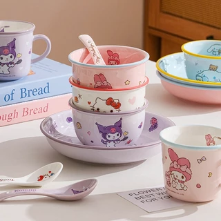 【ของแท้】Sanrio ซานริโอ ชุดภาชนะเซรามิก สำหรับ 1 คน ดีไซน์โดปามีน กล่องของขวัญสุดสวย ของขวัญวันหยุด ใช้ประจำ ส่งฟรี