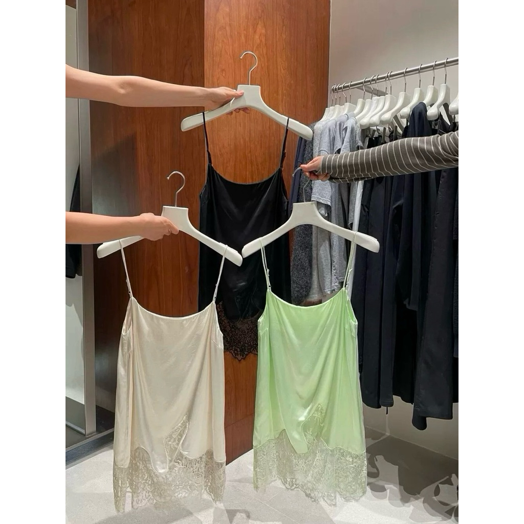 RARIS.CLOSET - Satin Lace Hem Camisole