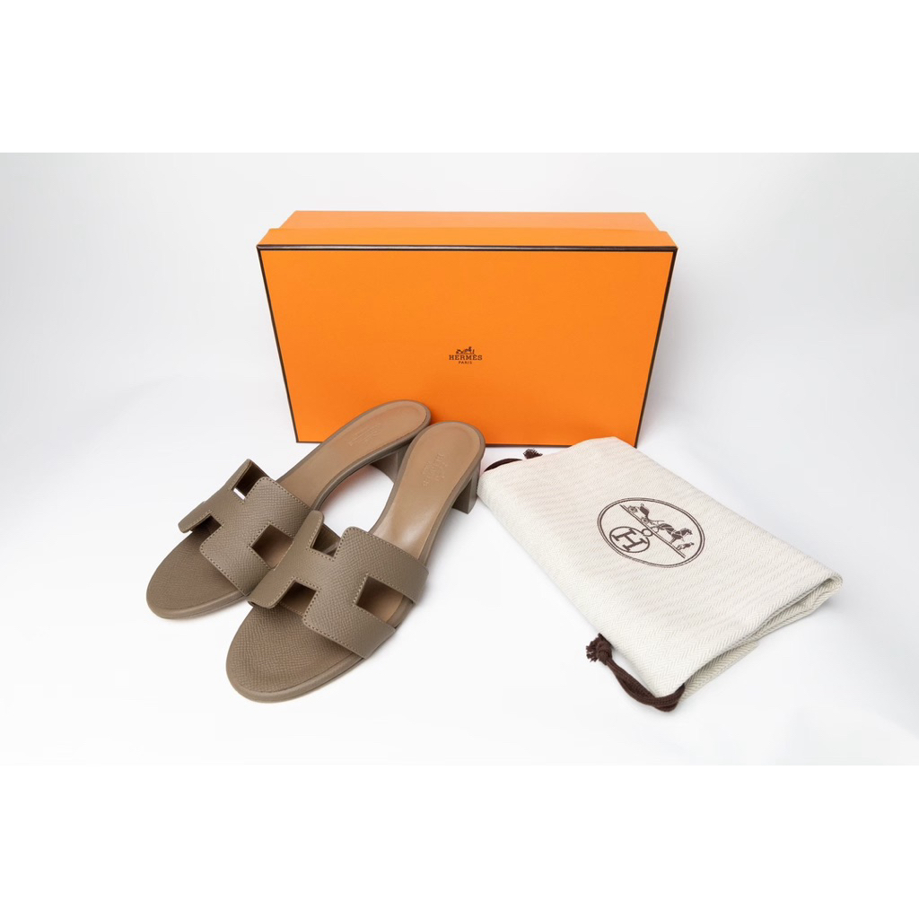 New Hermes Oasis Sandals etoupe