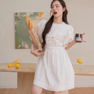 (พร้อมส่ง)TheBlancPale : Sunshine เดรสดอกไม้ เดรสสั้นทรงสวย