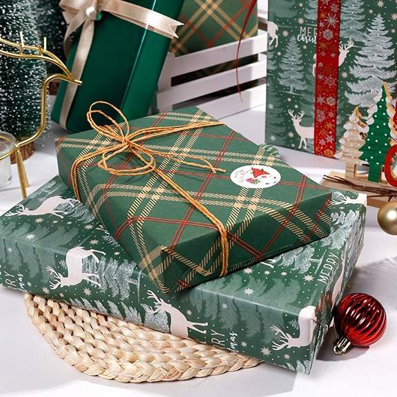 กระดาษห่อของขวัญคริสต์มาส 43x300cm Christmas Wrapping Paper Roll ส่งจาก BKK