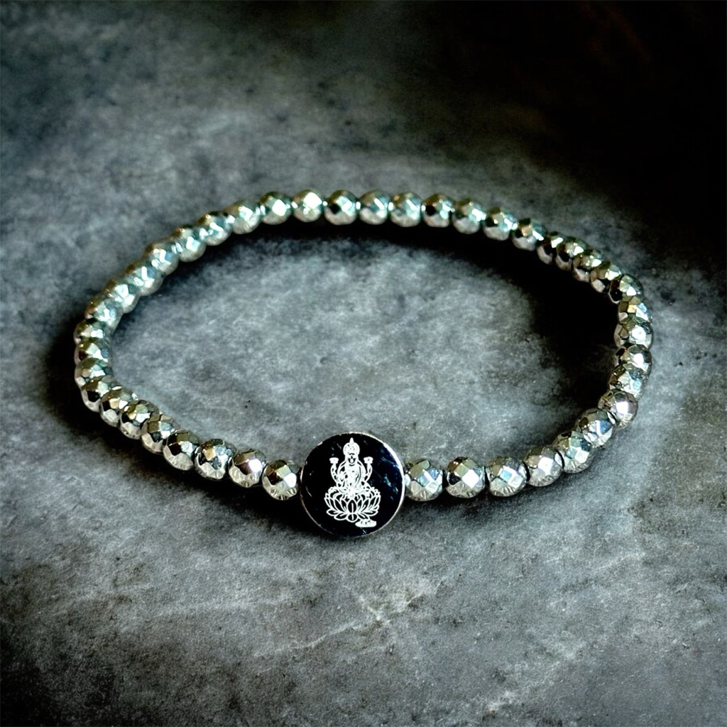 สร้อยข้อมือพระแม่ลักษมี(เฮมาไทต์)พร้อมส่ง