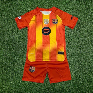 ชุดเตะบอลเด็กเสื้อแขนสั้นพร้อมกางเกงขาสั้นเด็กผู้ชายและผู้หญิงมีหลายสีหลายไซส์สินค้ามีพร้อมส่ง