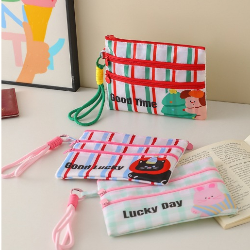 A063 กระเป๋าใส่บัตรประจำตัว ใส่ของ ขนาดพกพาง่าย มัลติฟังชั่นกันน้ำ น้ำหนักเบากระทัดรัด มีให้เลือกหลายลาย