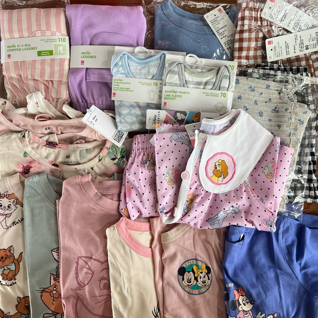 (updat 8/8/69) New : Uniqlo รอมเปอร์ บอดี้สูท เสื้อยืด เด็ก Size 60-120