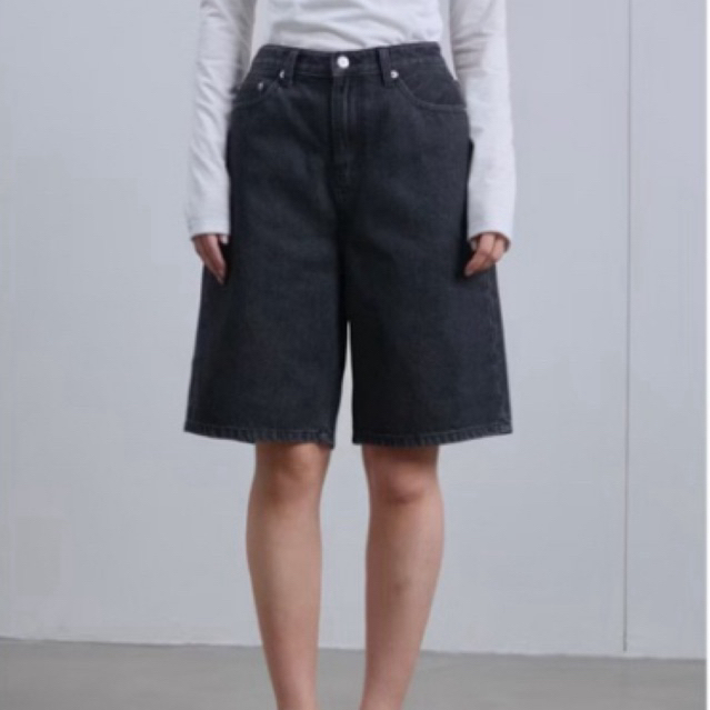 AIMER - Bermuda Denim Shorts กางเกงยีนส์ ขาสั้น (สีดำ)S