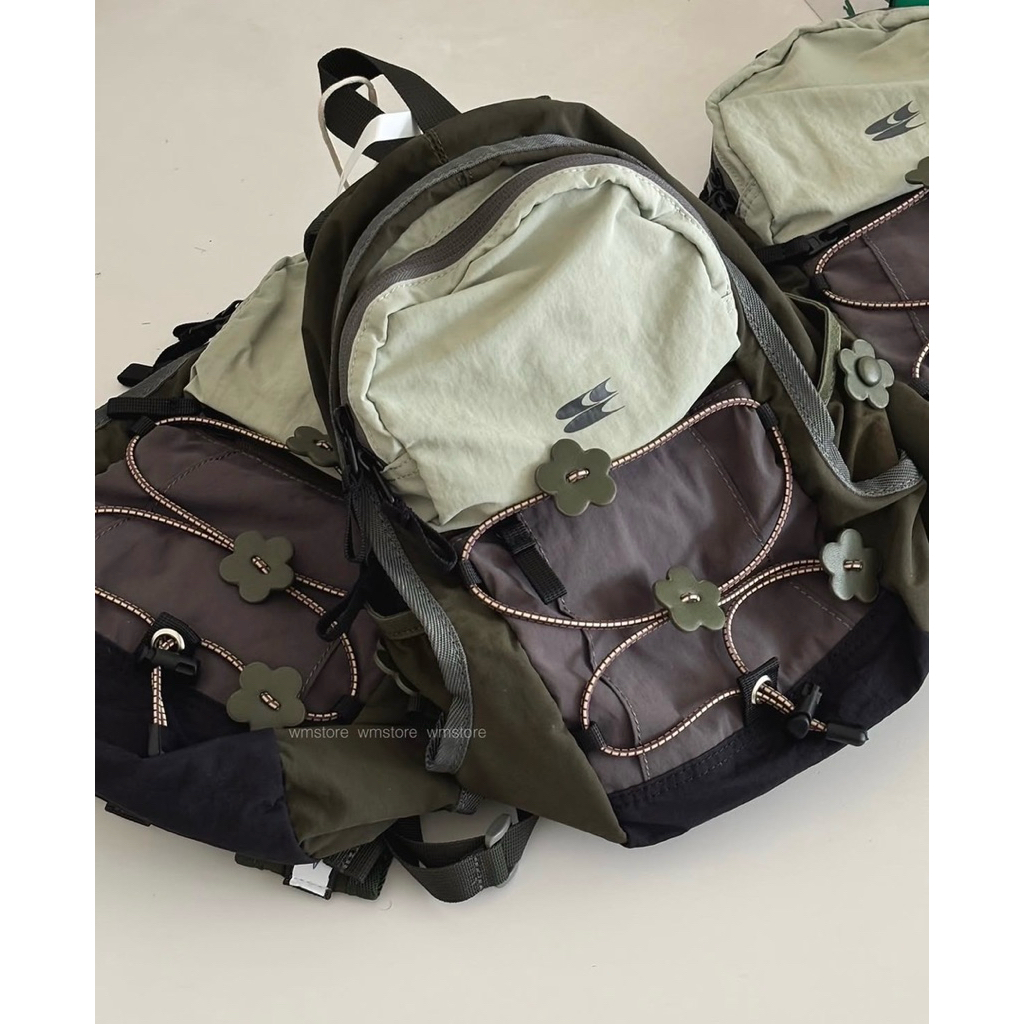 พร้อมส่ง กระเป๋าสะพายหลัง CRYING CENTER backpack