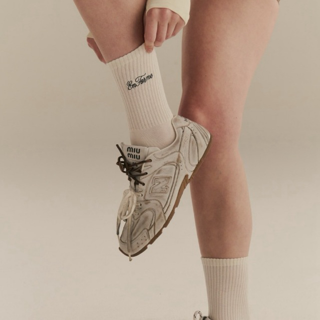 EnForme Pilates Grip Socks – ถุงเท้าพิลาทิส