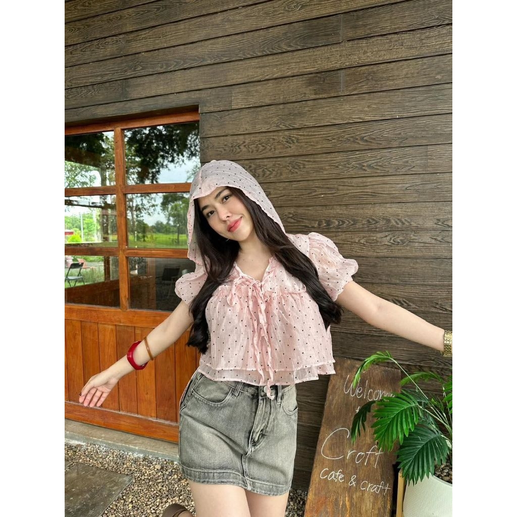 เสื้อโรซี่แต่งระบาย2 ชั้น ขอบลูกไม้หยัก สวยมากๆ มีหมวก ราคา ถูกที่สุด ดีลบีเคเค แกลเลอรีภาพที่ 7