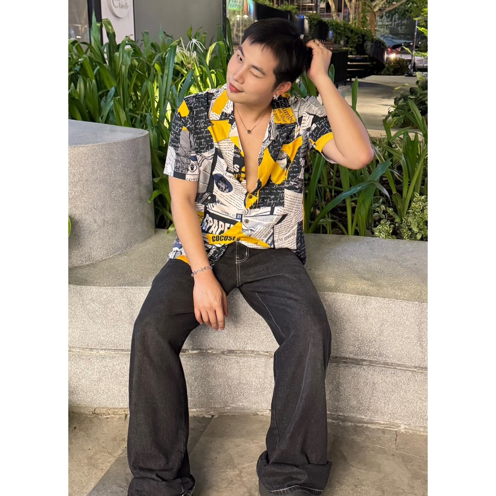 Cocoshell ✅พร้อมส่งจากไทย✅ เสื้อฮาวาย เสื้อเชิ้ต แขนสั้น โอเว่อไซส์ ลายหนังสือพิมพ์ H085