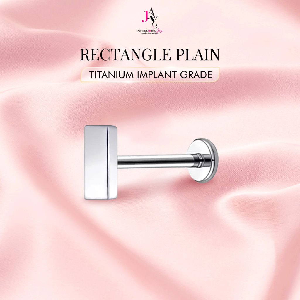 Piercingroom by Jay จิว/ต่างหูแป้นแบน สำหรับผิวแพ้ง่าย Triangle Plain Titanium เกรดการแพทย์ (ราคาต่อชิ้น)
