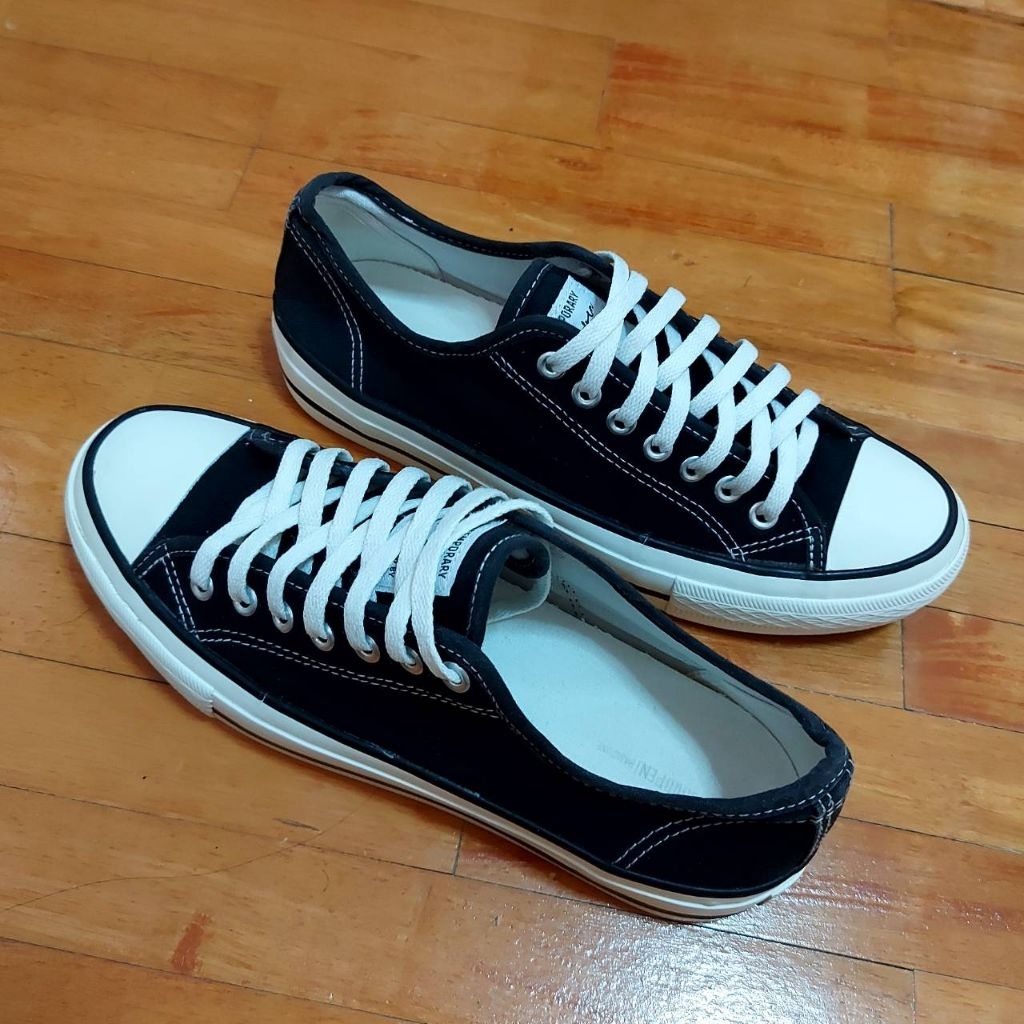 รองเท้าผ้าใบ SHOOPEN 26 cm.