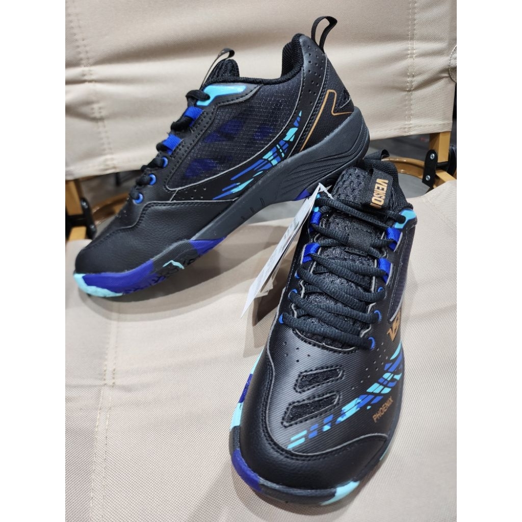 รองเท้าแบดมินตัน VS620A