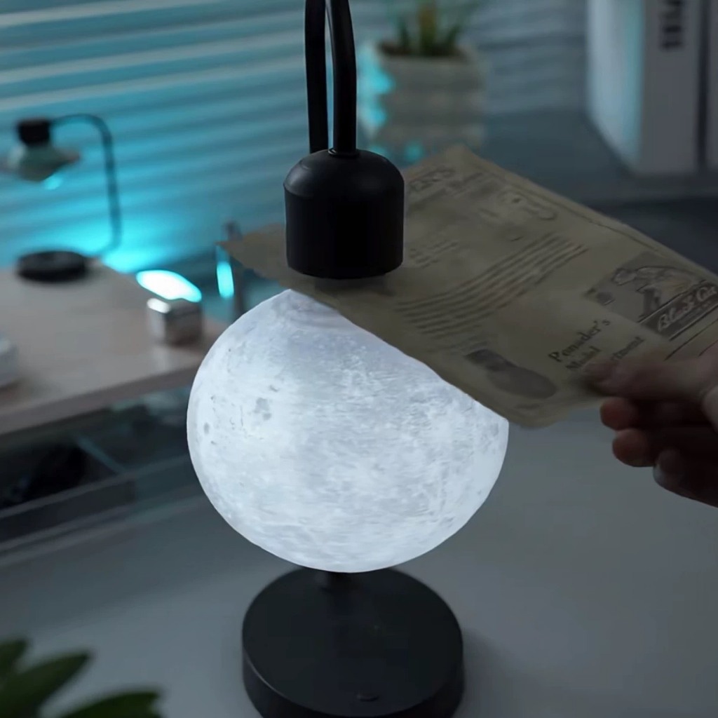 โคมไฟดวงจันทร์ลอยได้ LED ที่ชาร์จmagsafeรองรับการชาร์จ magsafe เพิ่มเสน่ห์โต๊ะทำงาน/ห้องนอน  ✨ ราคา ถูกที่สุด ดีลบีเคเค แกลเลอรีภาพที่ 5