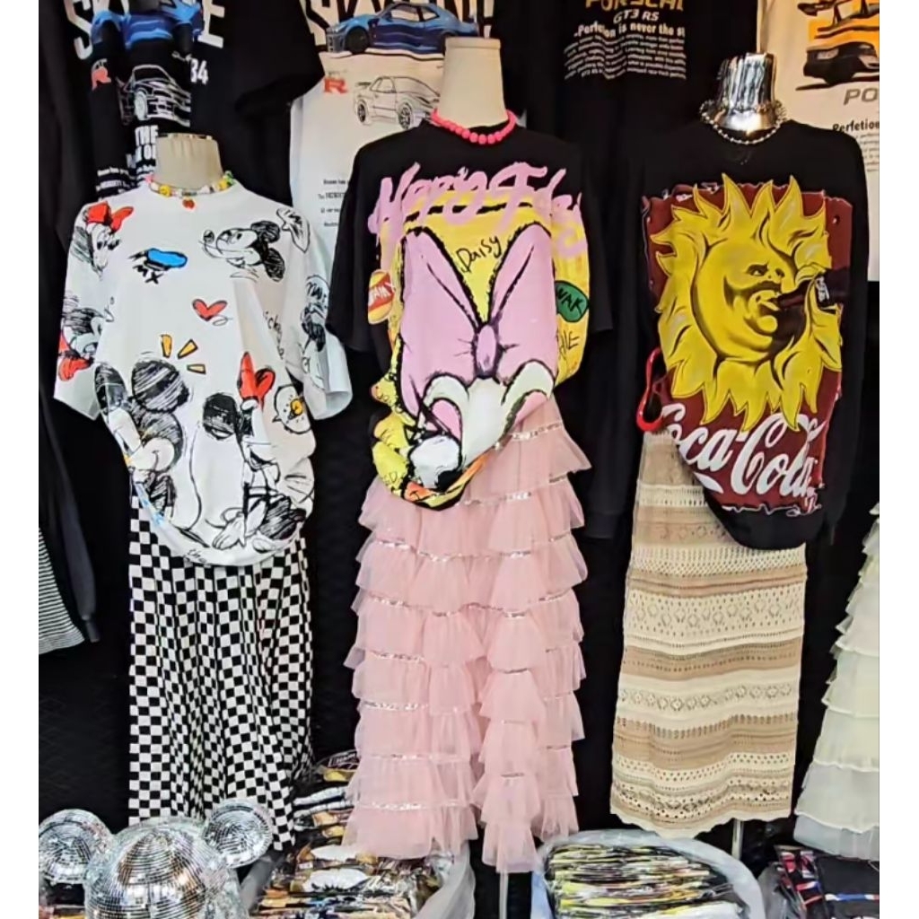 👕เสื้อยืดโอเวอร์ไซส์ ผ้าคอลตอนเนื้อดีใส่สบาย❣️อก44-46ยาว29 ❣️ป้ายBKKและ Apple pie