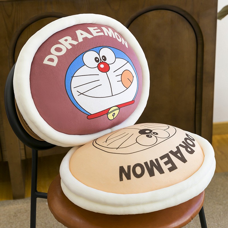 Doraemon หมอนโดรายากิ ลิขสิทธิ์เเท้% แบรนด์  โดราเอมอน หมอนพิงสำหรับโซฟา ห้องนั่งเล่น หรือห้องนอน 40cm - รูปที่ 2