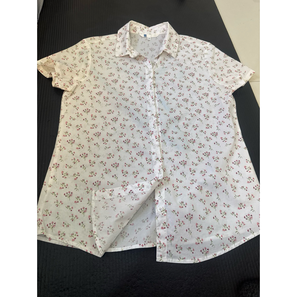 เสื่อเชิ้ตแขนสั้น AllZ ไซส์ S สำหรับผู้หญิง