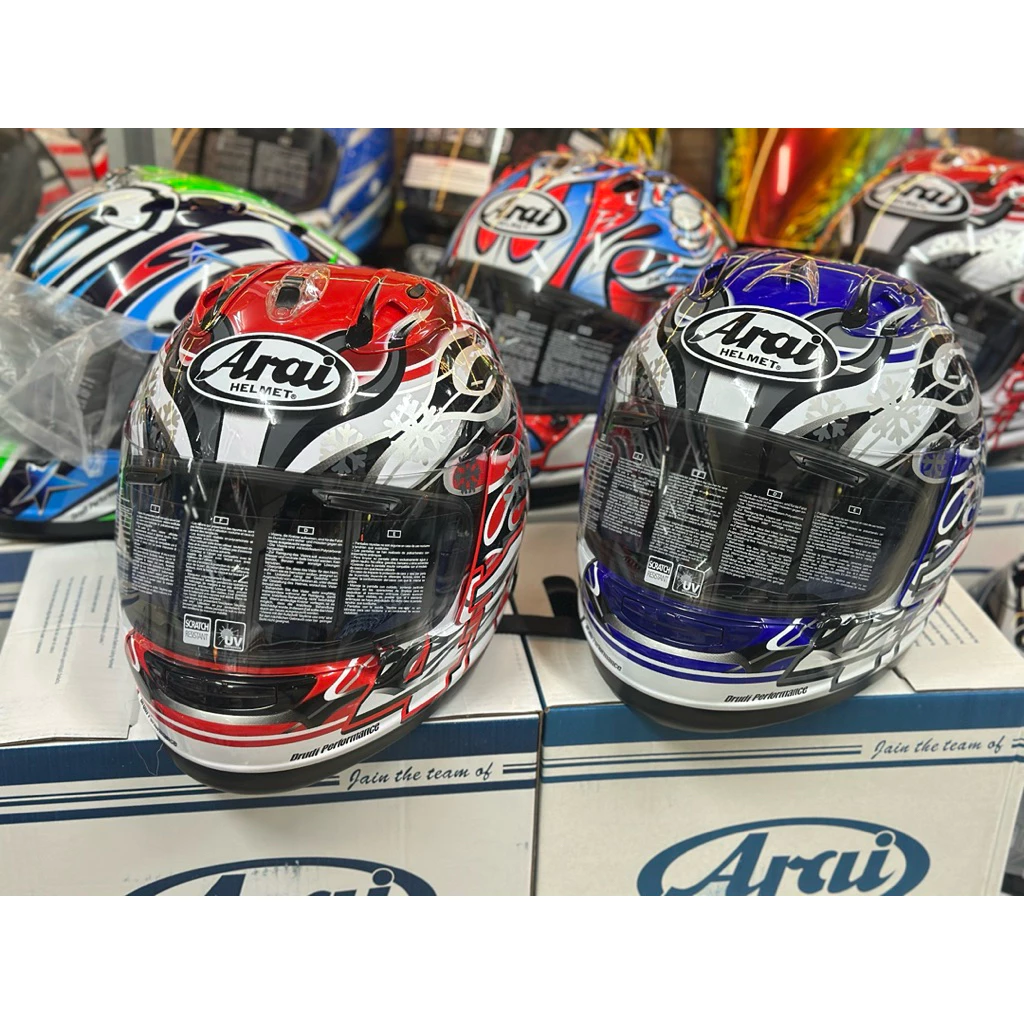 หมวกกันน๊อตArai งาน1:1 ไฟเเดงดำ ไฟดำ ไฟน้ำเงิน เเข็งเเรง สวยงาม