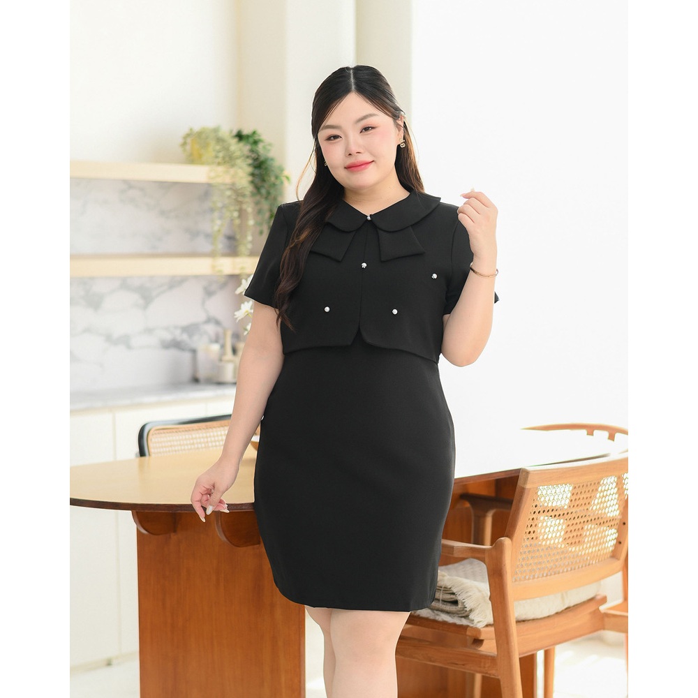 (XL-3XL) Cora dress - ชุดเดรสทำงาน ชุดทำงานผู้หญิง เดรสคอปกน่ารัก แต่งกระดุมมุก - CRAYONBRAND