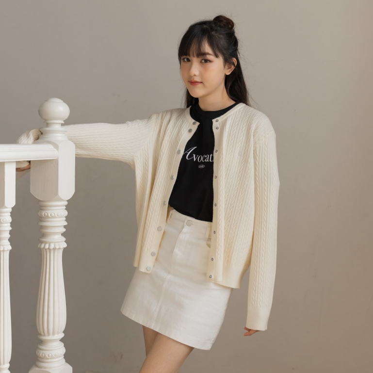 avo คาร์ดิแกนลายเปียกระดุมแบบติด elio knit cardigan