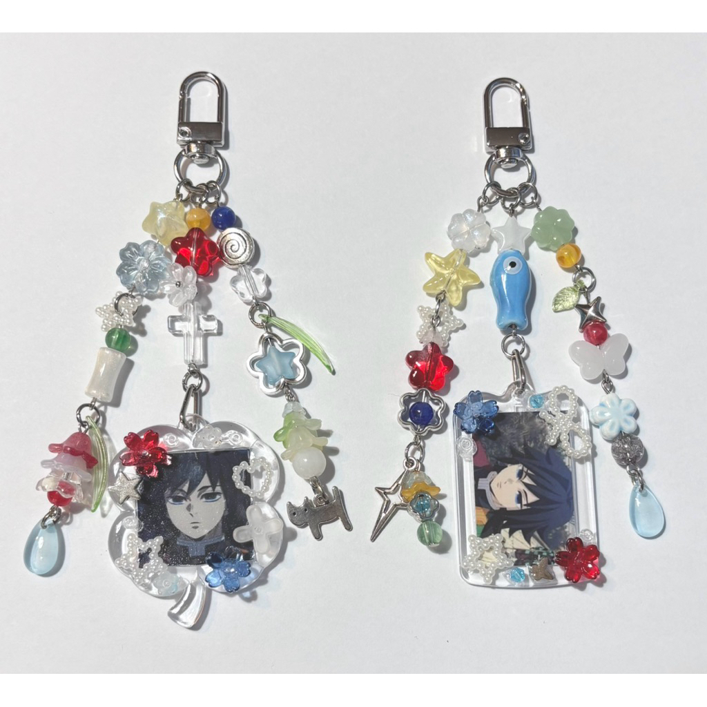 พวงกุญแจลูกปัดใส่รูปกิยู Tomioka Giyuu 🌊🤍
