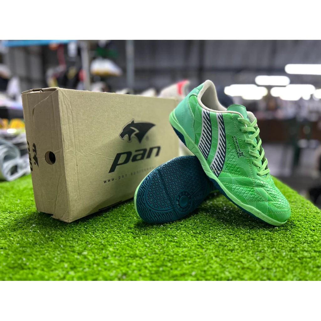 {รับประกันสินค้าของแท้100%} รองเท้าฟุตซอล(เด็กและผู้ใหญ่) Pan Vigor X Thunder Series