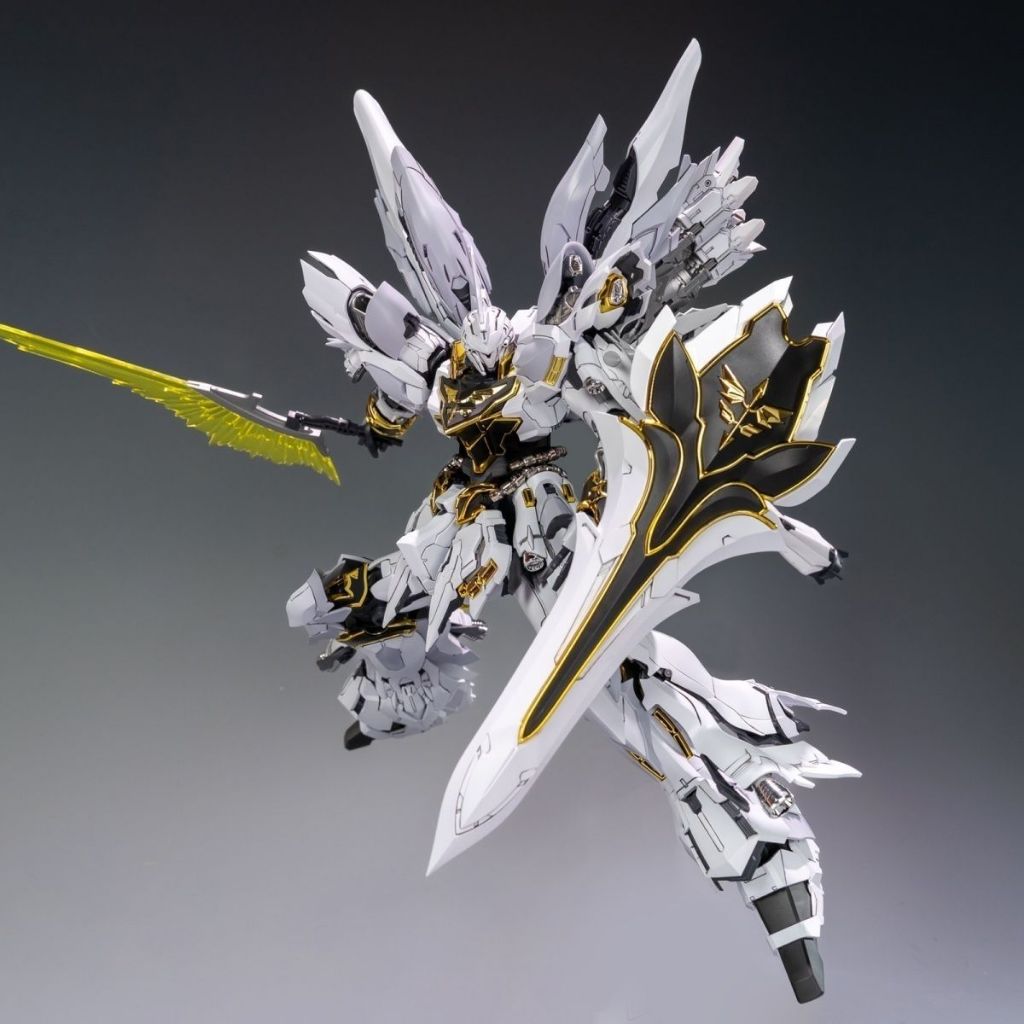 **พร้อมส่ง**  WHITE WOLF 1/100 SINANJU MSN-06S ค่าย Comet Technology