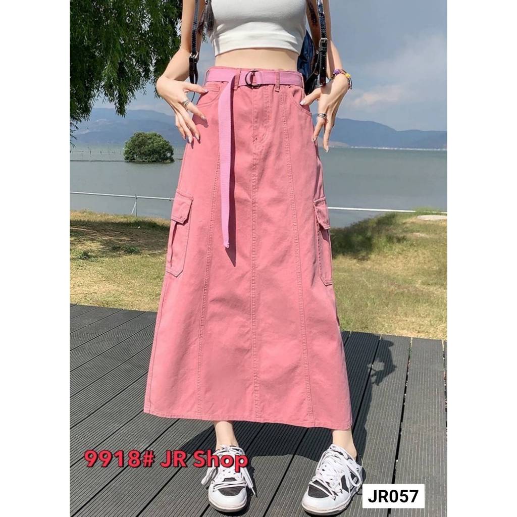 กระโปรงคาร์โกเอวสูง  สีสวย ผ้ายีนส์ยืด เอวสม็อคด้านหลัง ด้านหน้ามีซิป  มีเข็มขัด 4กระเป๋า