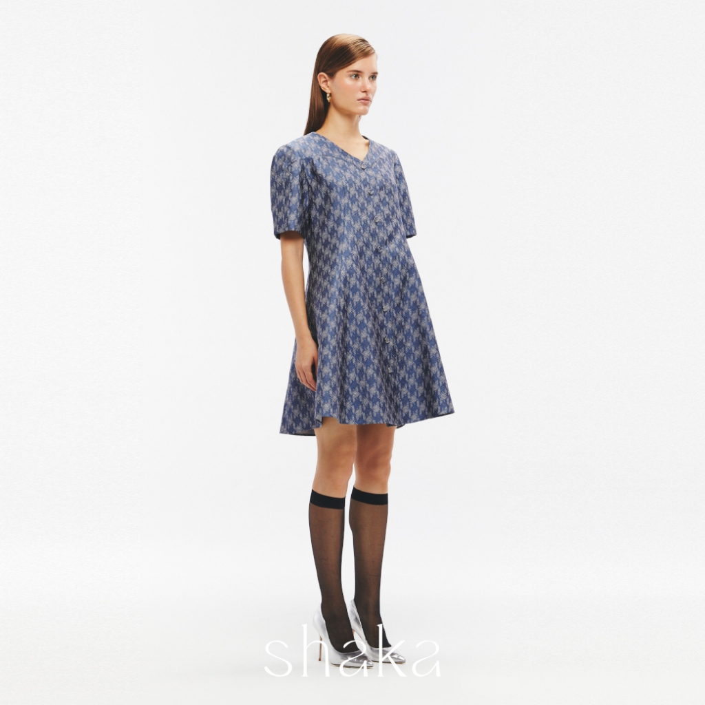 Shaka SS25 Full Moon Dress ชุดเดรส ทรงเอ โครงพอดีตัว ไม่เข้ารูป ชายกระโปรงบานเล็กน้อย DS-8250603 — صورة 2