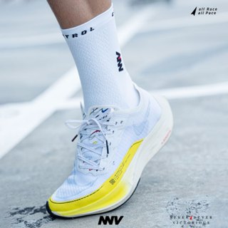 NNV Running Socks / ถุงเท้าไร้ตะเข็บสำหรับวิ่งระยะมาราธอน / …