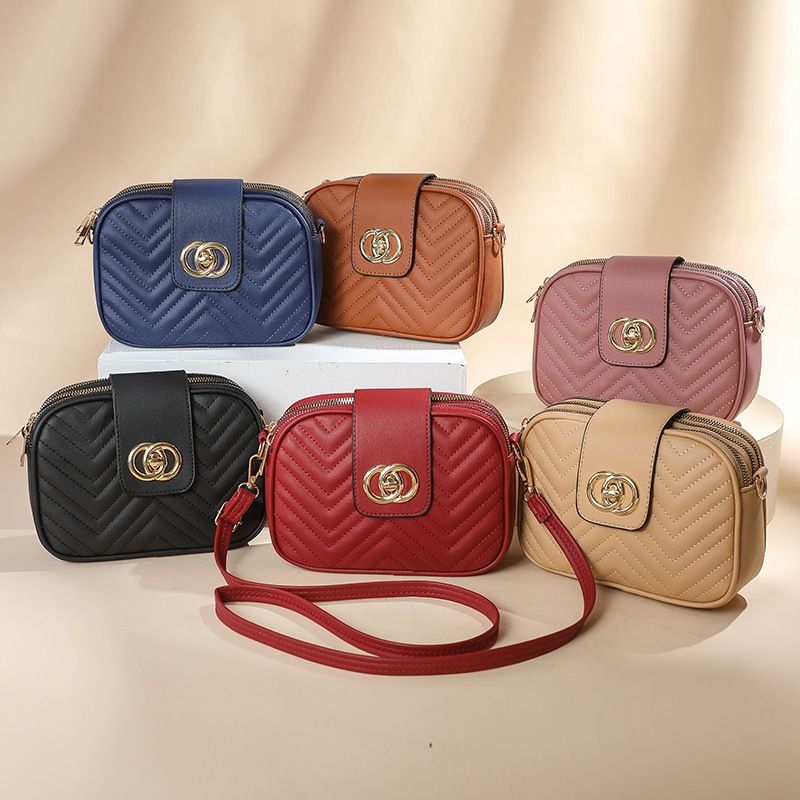 กระเป๋าสะพายแฟชั่นสุภาพสตรีหนึ่งใบกระเป๋าสะพายเอียงข้ามกระเป๋าหนังนุ่มเนื้อสี่เหลี่ยมเล็ก PU