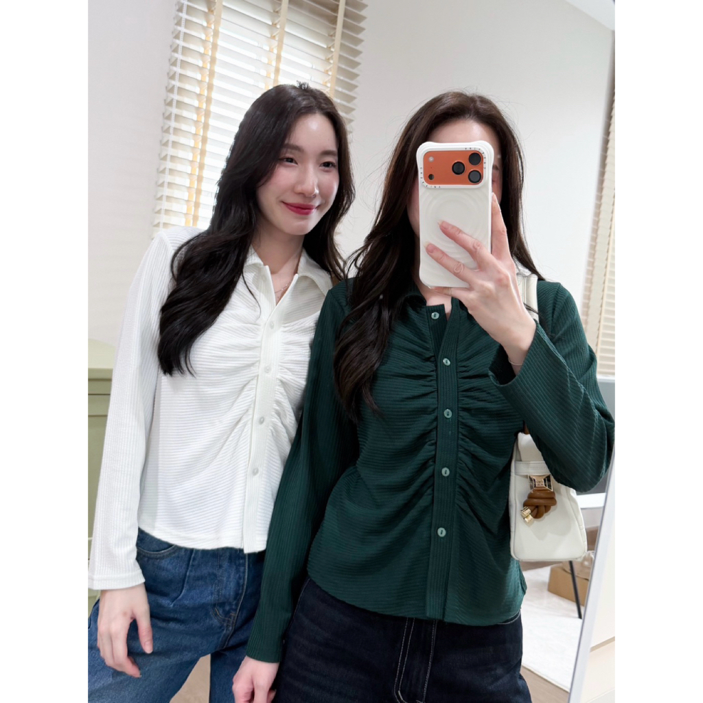 เสื้อแขนยาว ‘คอปก’ จับจีบด้านหน้า 4 สี ราคา ถูกที่สุด ดีลบีเคเค รูปภาพหลัก