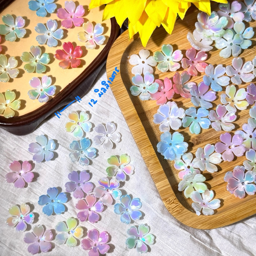ดอกซากุระอะคริลิค 12 มิล คละสี ประกายมุก ไล่โทนหวาน 20 ชิ้น – Sakura Acrylic Beads