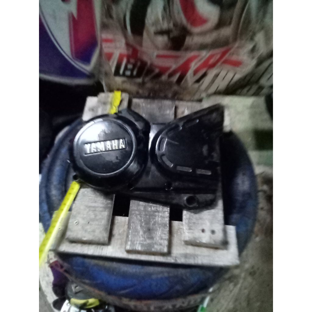 ฝาครอบเครื่องมอไซฝังซ้ายฝาครอบจานไฟแท้มือ2ยามาฮ้า.yamaha.tzr.tzmช่วยดูไเ้คับตงรุ่นตามระบุมั้ย