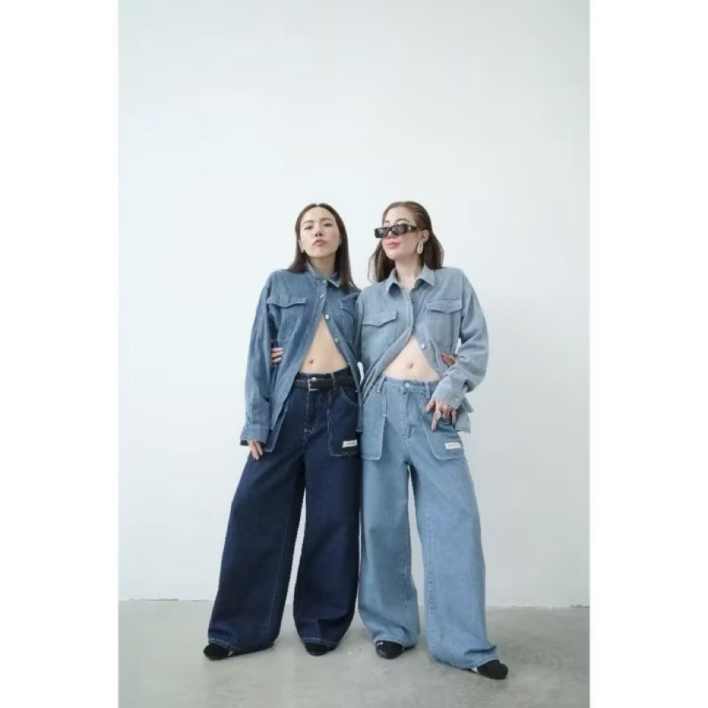 ส่งต่อakkara jeans สีเข้ม