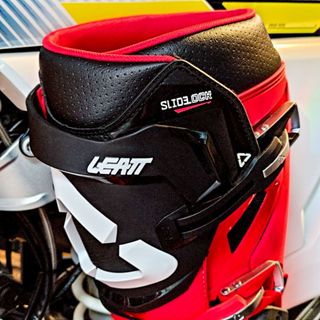 LEATT รุ่น 5.5 FlexLock รองเท้าวิบาก (Motocross/Enduro) ระดั…